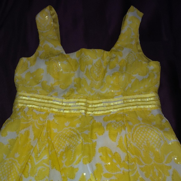 Dress - Picture 5 of 9